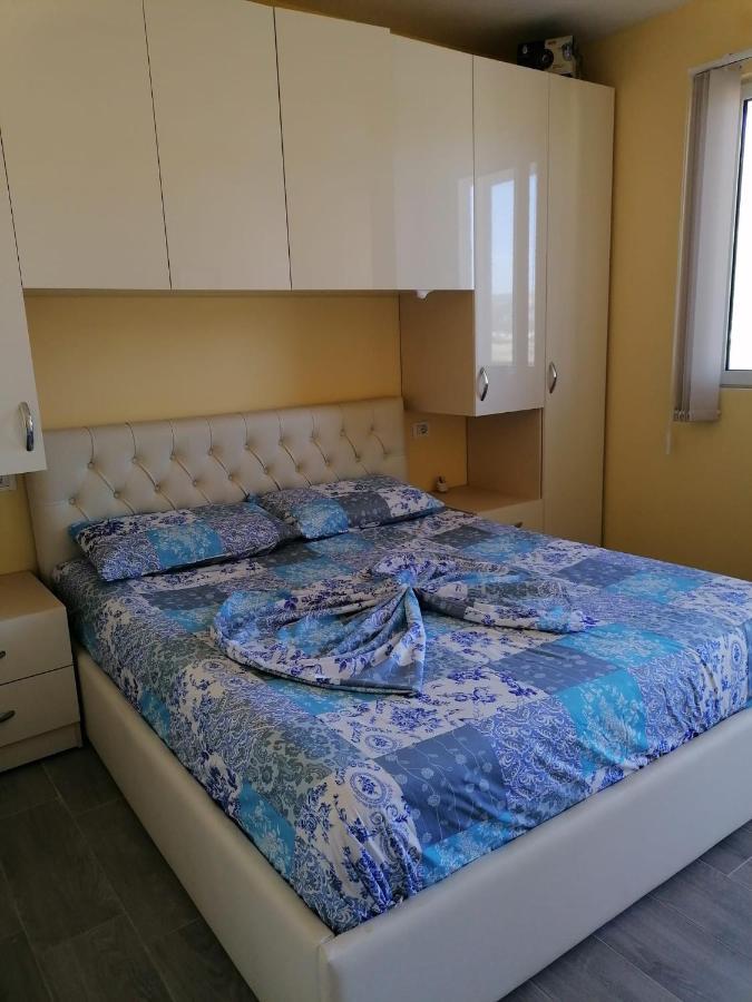 Summer Apartments Shengjin Bagian luar foto