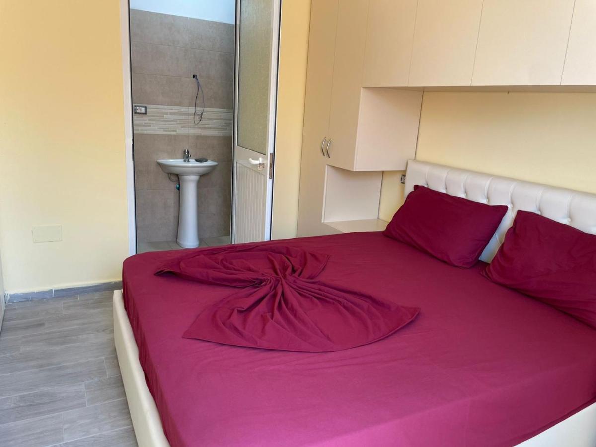 Summer Apartments Shengjin Bagian luar foto