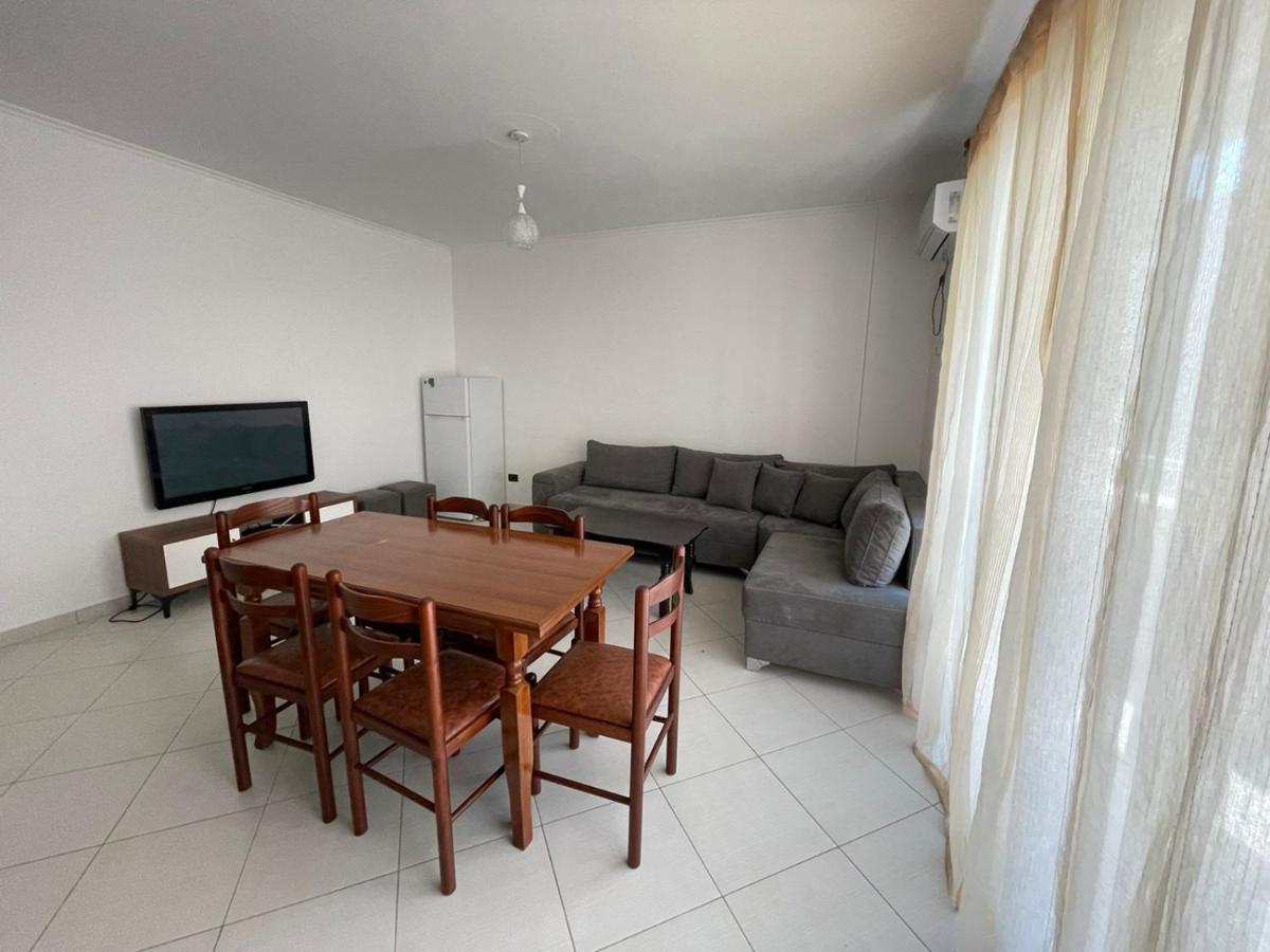 Summer Apartments Shengjin Bagian luar foto