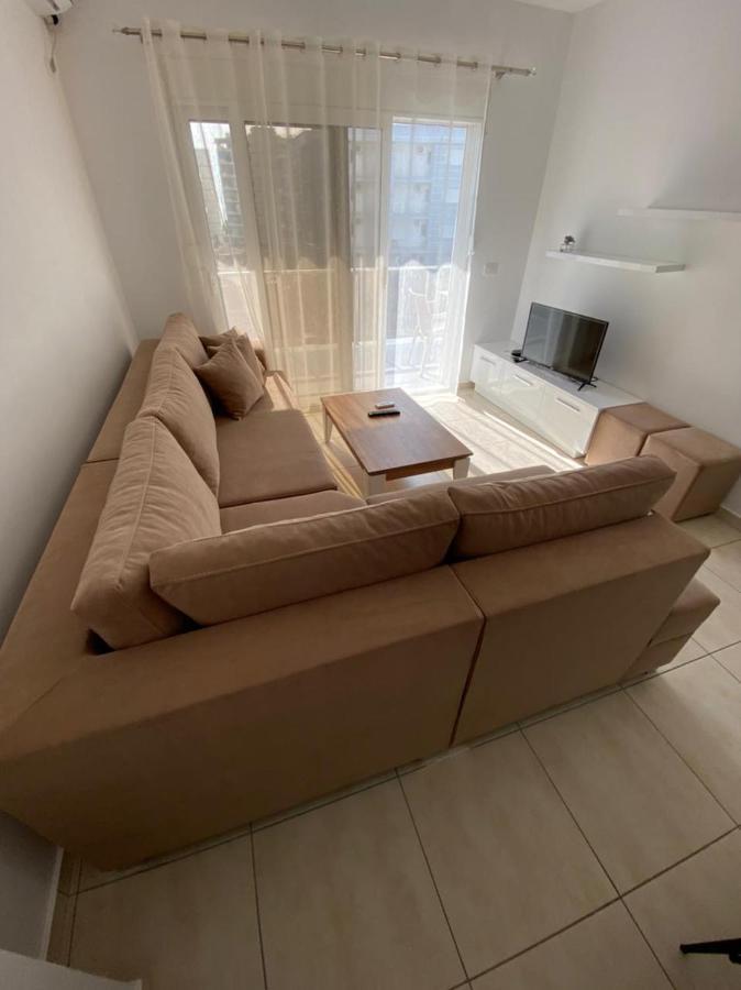 Summer Apartments Shengjin Bagian luar foto