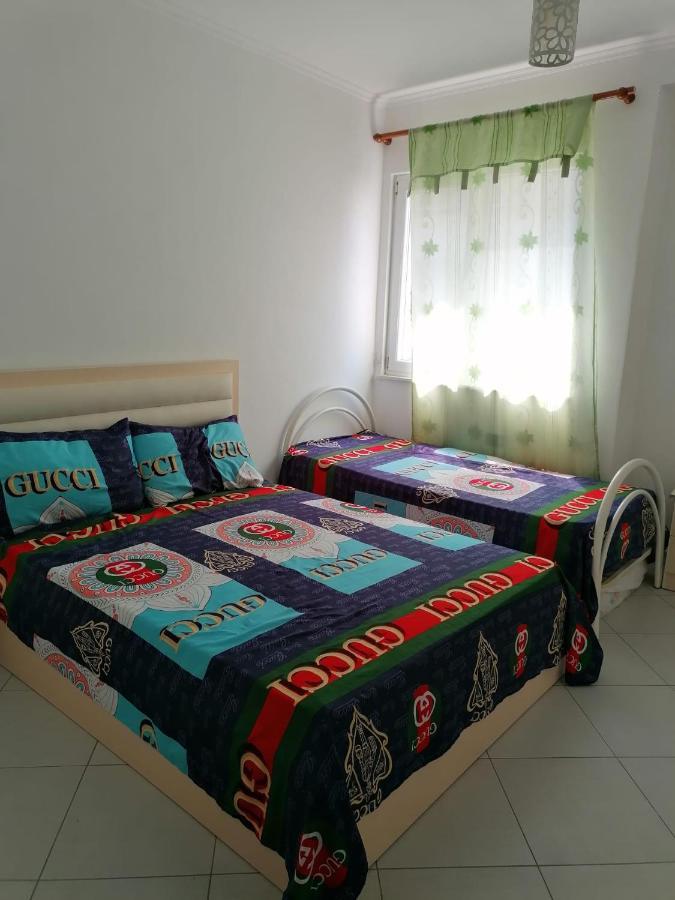Summer Apartments Shengjin Bagian luar foto