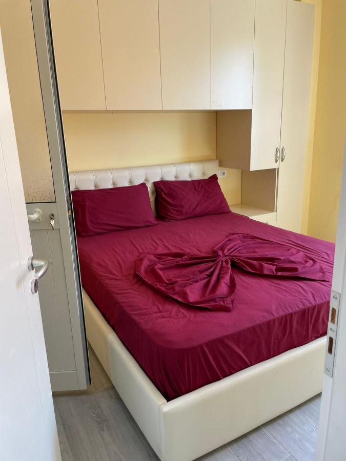 Summer Apartments Shengjin Bagian luar foto