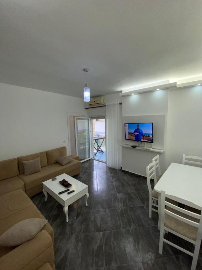 Summer Apartments Shengjin Bagian luar foto