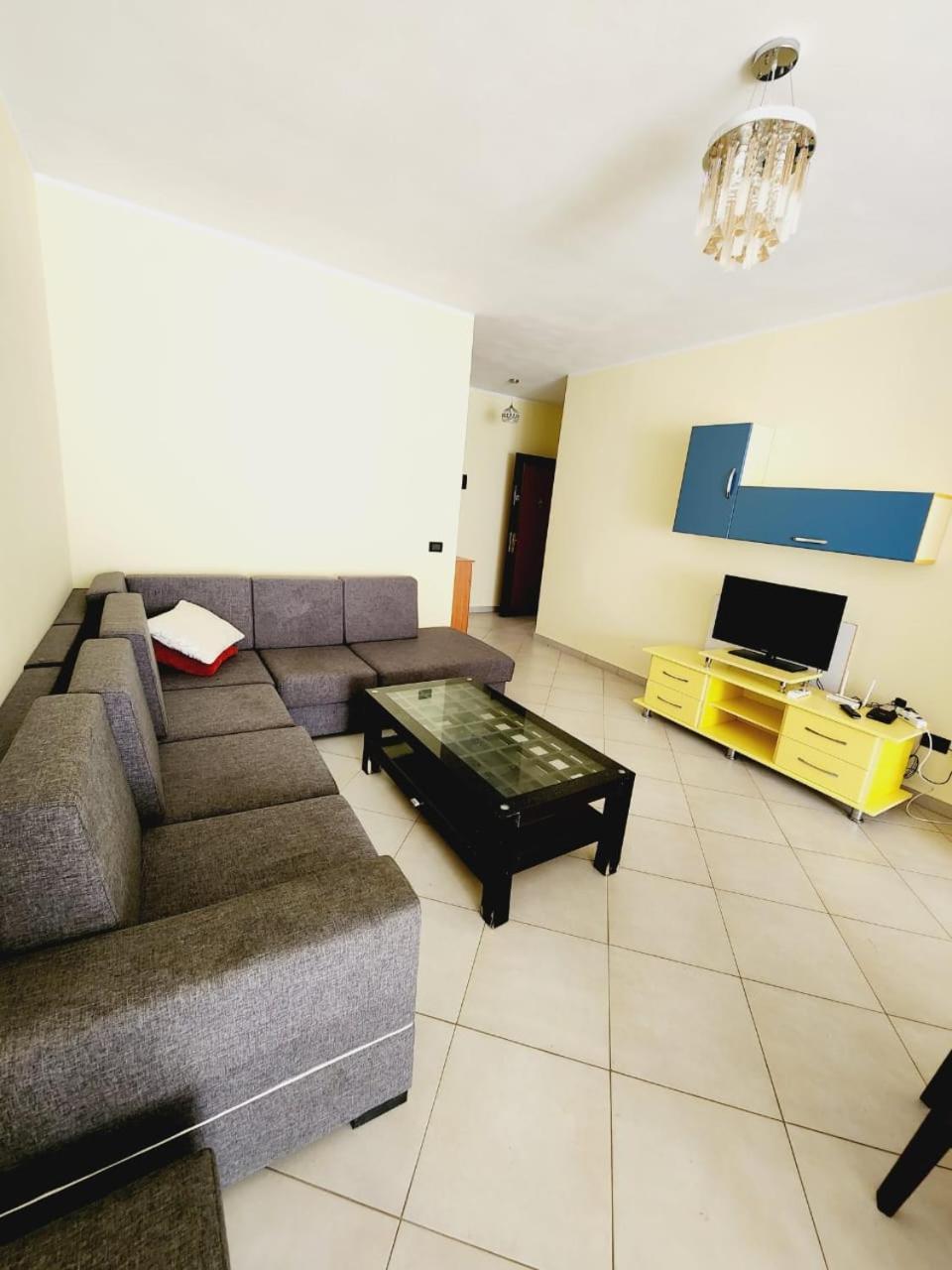 Summer Apartments Shengjin Bagian luar foto