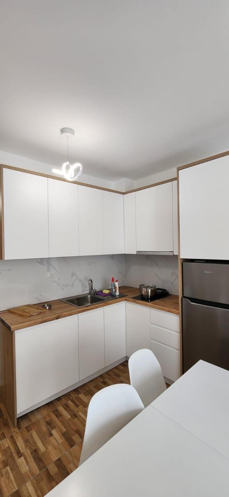 Summer Apartments Shengjin Bagian luar foto