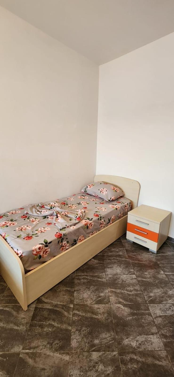 Summer Apartments Shengjin Bagian luar foto